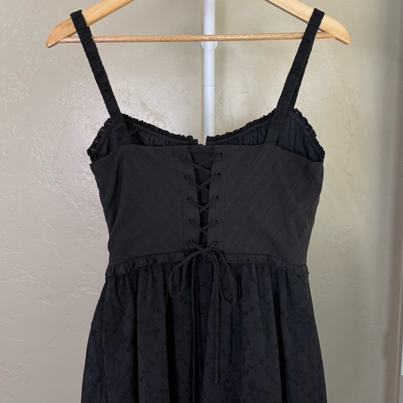 Sold - Picture 6 of 10